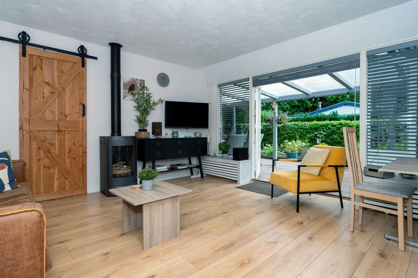 Landhuisje 31 'De Akkersteen' Bospark Ijsselheide Zwolle Hattemerbroek Bagian luar foto